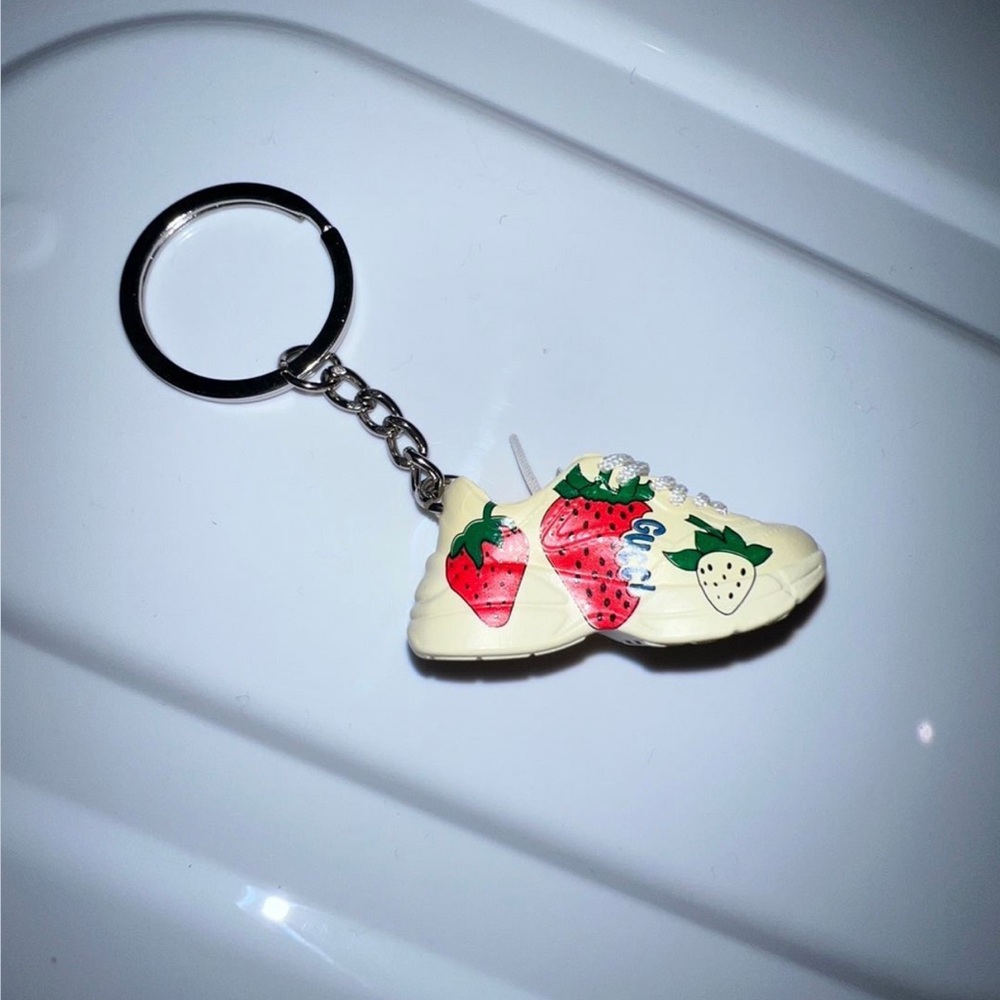 Various Luxury Keyholders,see pics - Picture 5 of 16
